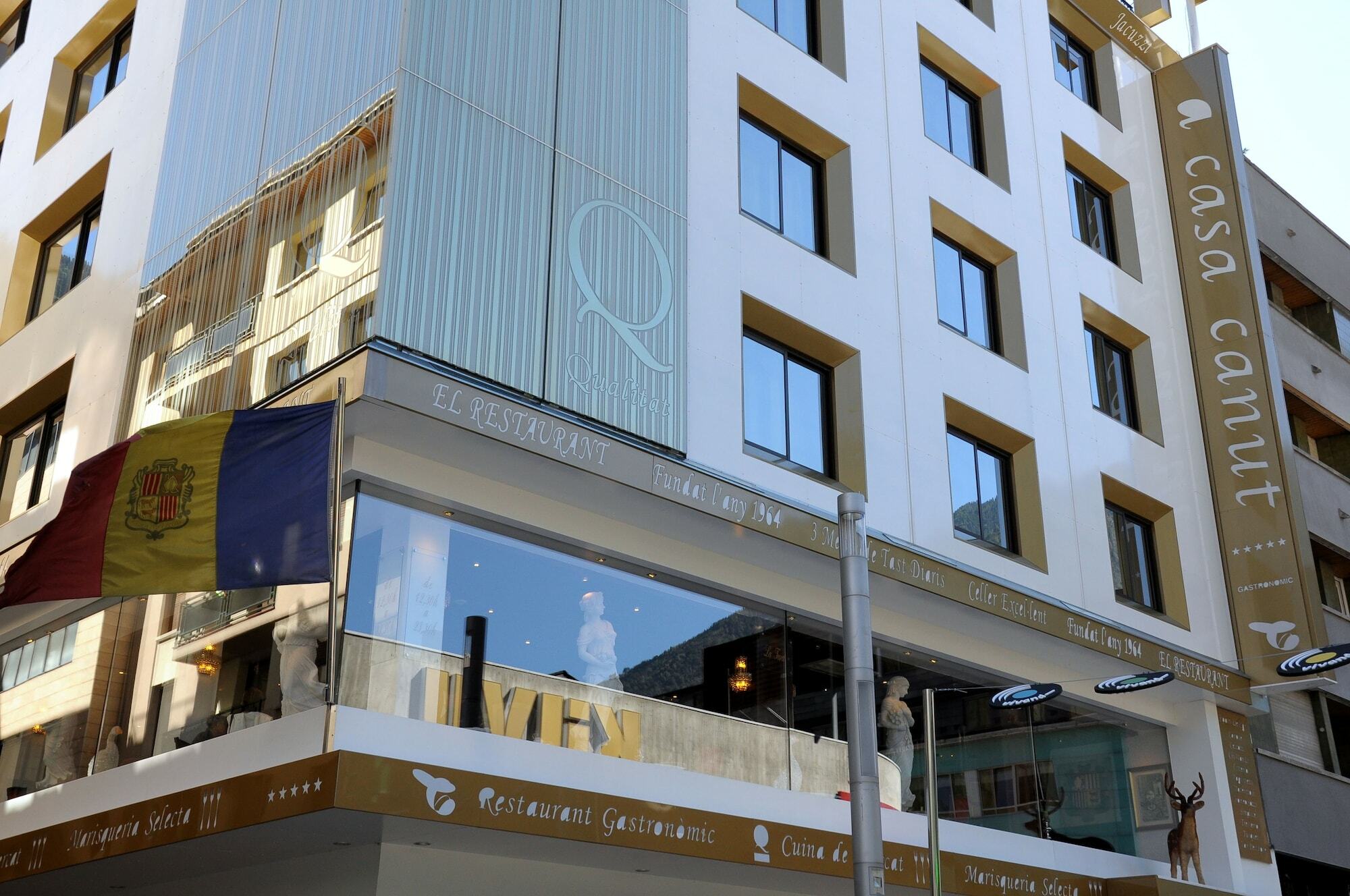 A Casa Canut Hotel Gastronomic Les Escaldes Exterior photo Casa Canale